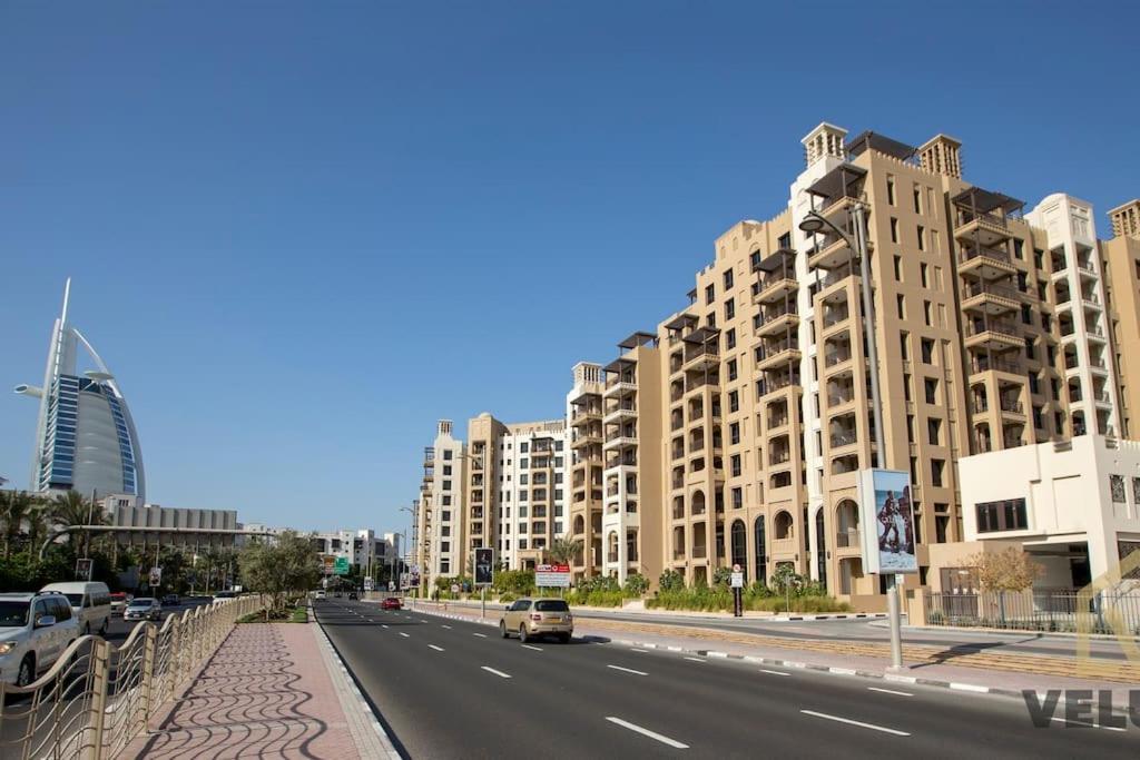 Luxury&bright 1 bedroom apartment, Burj view! Dubai Buitenkant foto